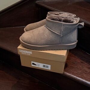 Women's Ankle Boots in Gray